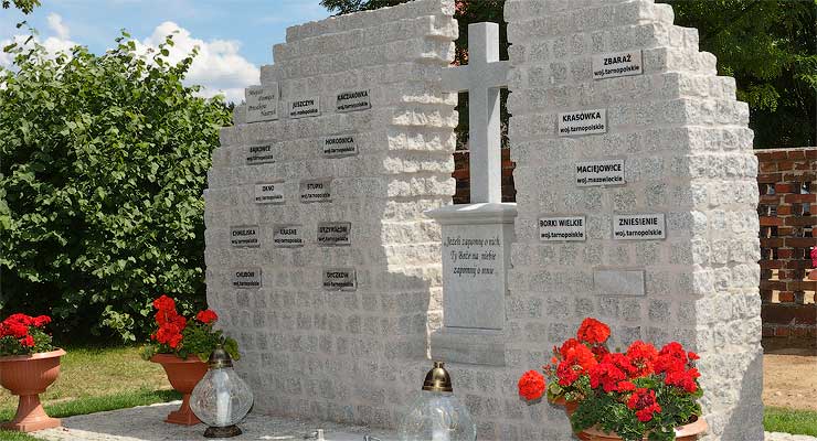 Miejsce Pamięci Przodków Naszych w Krzelowie